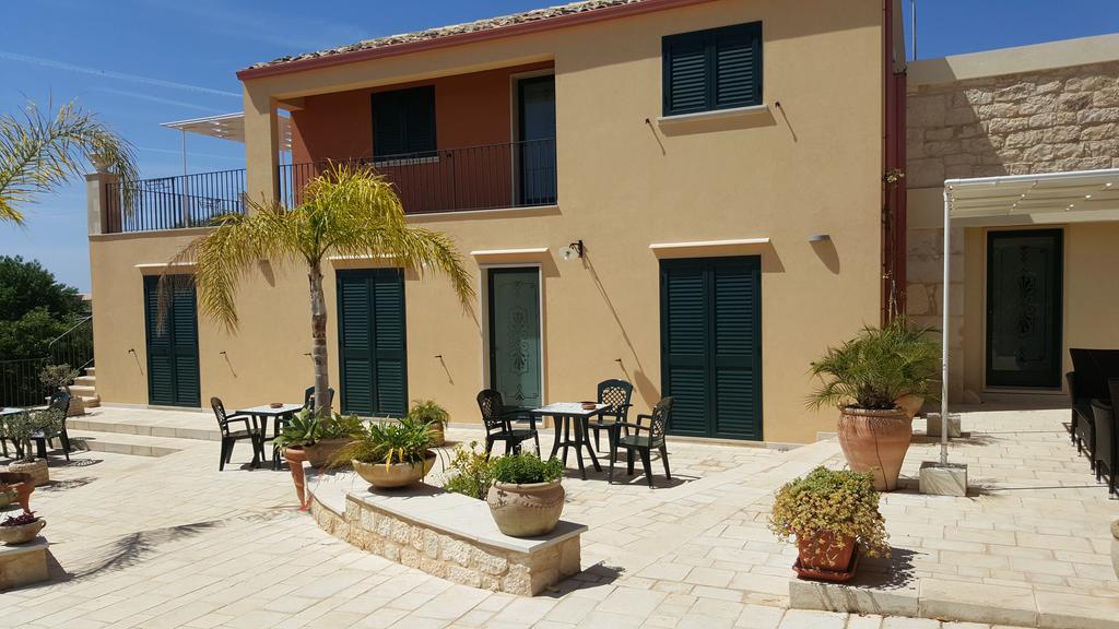 Alla Corte Di Nonna Maria Βίλα Pozzallo Εξωτερικό φωτογραφία